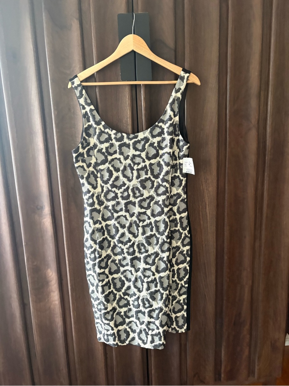 Diane Von Furstenberg Sleeveless Leopard Print Dress in Black and Cream